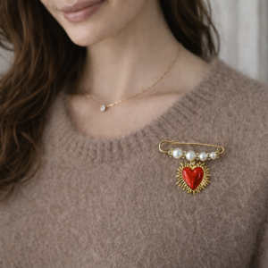 Broche breloque: coeur sacré
