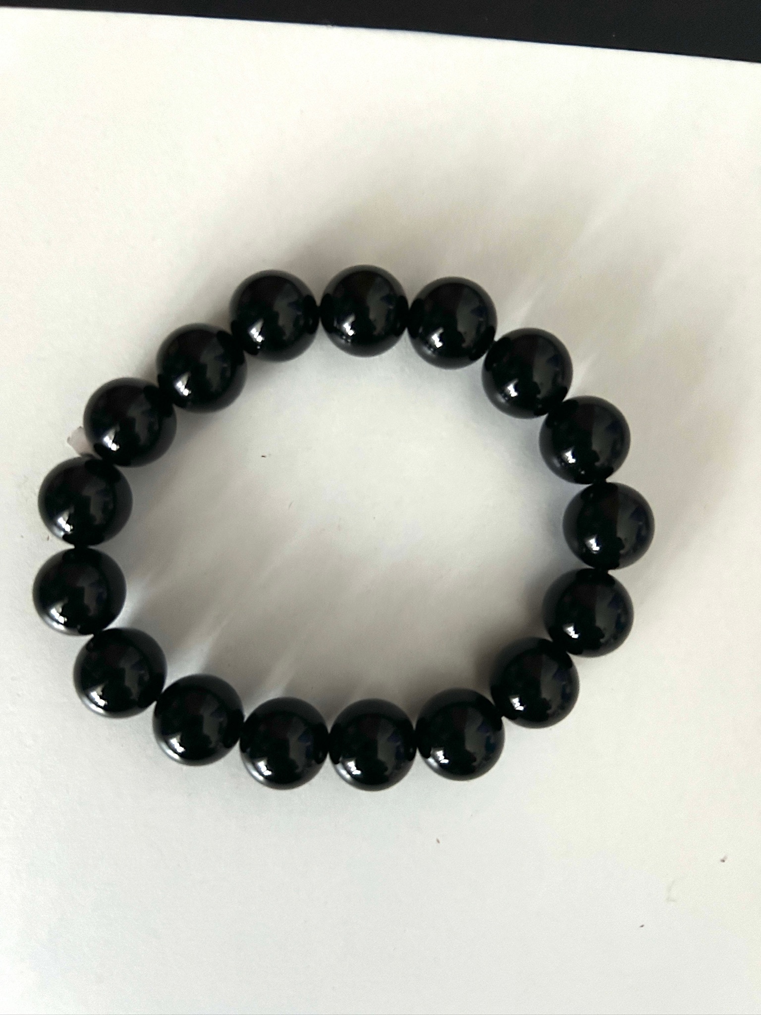 Bracelet Onyx – protection, ancrage & stabilité émotionnelle